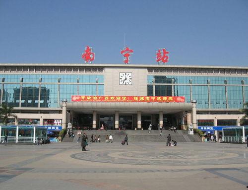 南宁火车站爆料事件视频,真相与争议交织的现场直击